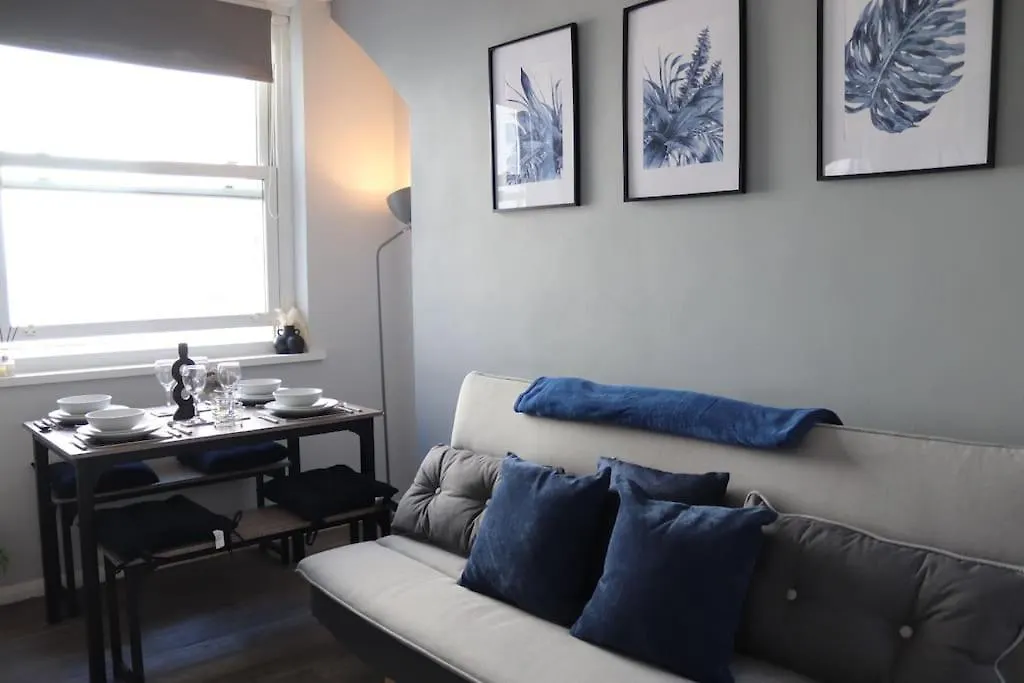 Windsor Deluxe - Modern Brighton City Centre Apartment 5Min From Beach & Station 0*,  United Kingdom