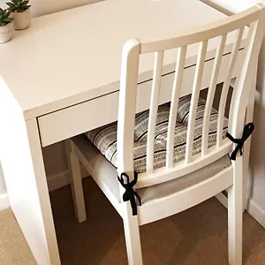 https://wigmore-lodge-free-parking-airport-m1-contractor-leisure.cambridgehotelsuk.com